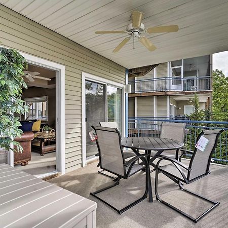 Waterfront Lake Ozark Condo With Deck And Pools Exterior foto