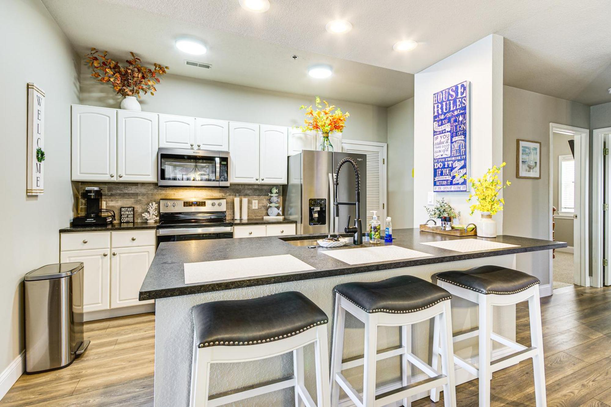 Waterfront Lake Ozark Condo With Deck And Pools Exterior foto