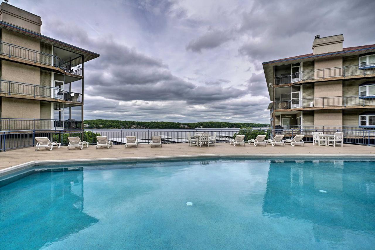 Waterfront Lake Ozark Condo With Deck And Pools Exterior foto